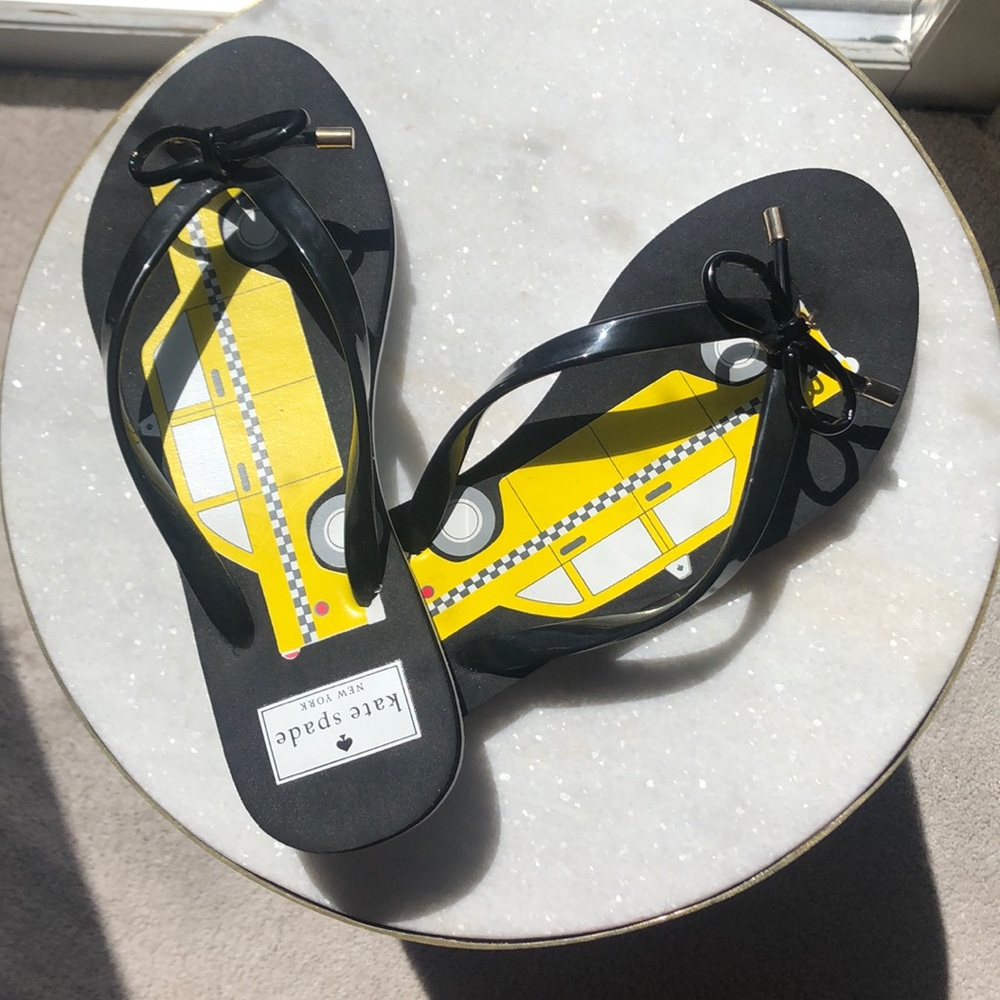 KATE SPADE 🚕TAXI🚕 FLIP FLOPS NWOT